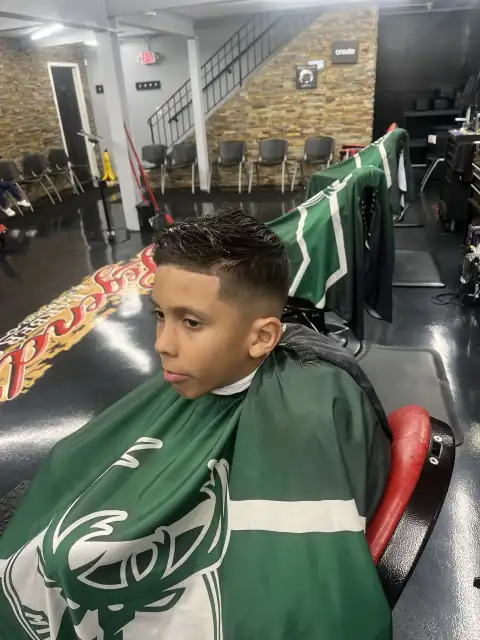 Haircut from Razor Rons's Booksy portfolio